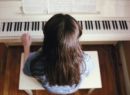 Как научиться играть на фортепиано